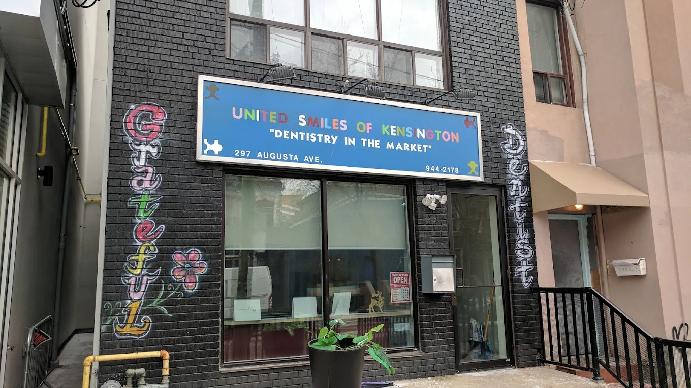 Smiles of Kensington Dental dental clinic in Toronto - Photo 2